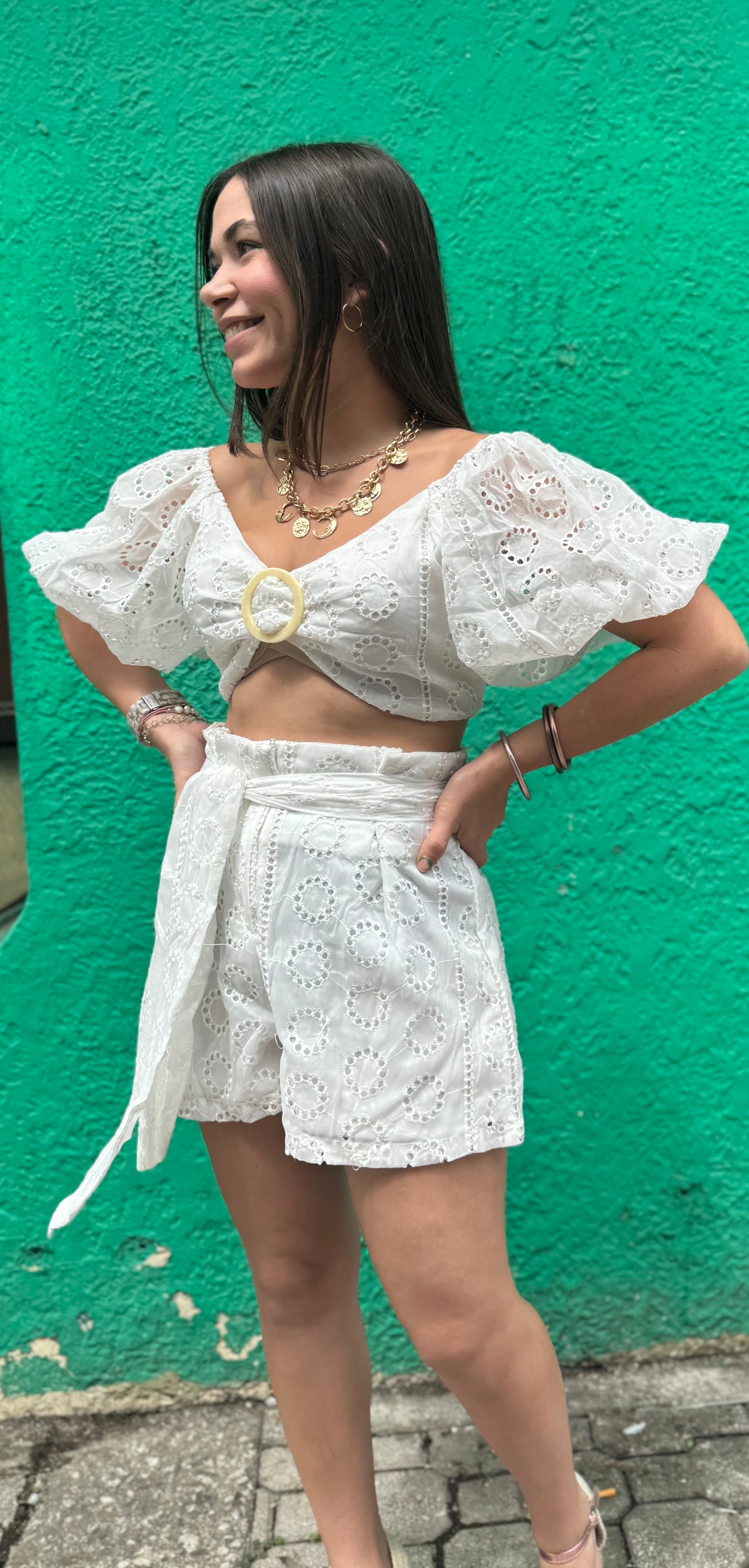 Sara set